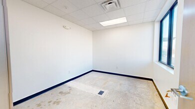 2500 NE Inner Loop, Georgetown, TX for lease Interior Photo- Image 2 of 6