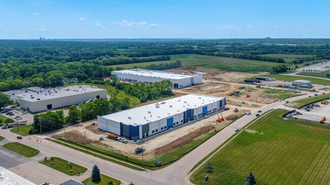 Plus de détails pour 200-300 Prosperity Dr, Dayton, OH - Industriel à louer
