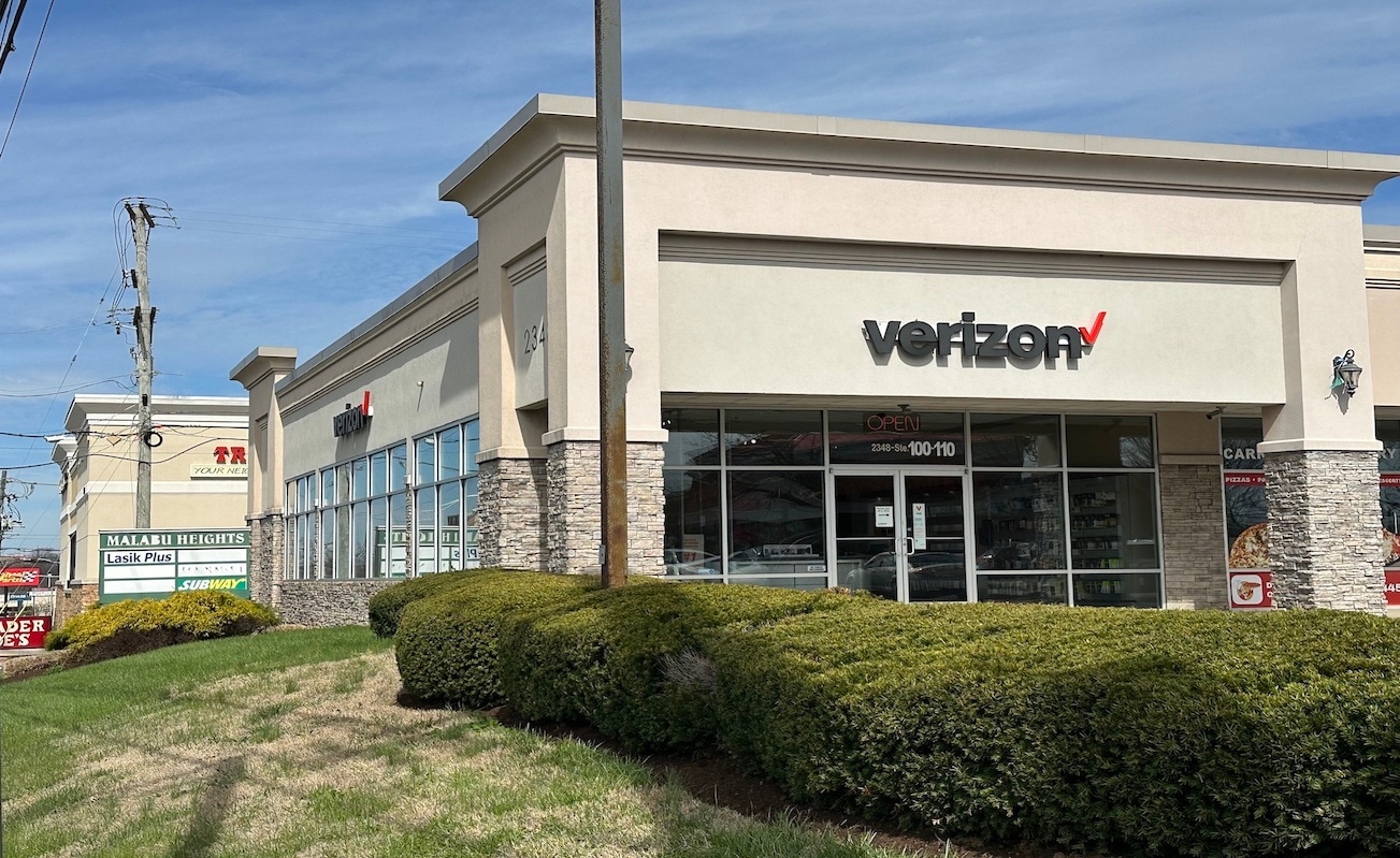 2348-2358 Nicholasville Rd, Lexington, KY for lease Primary Photo- Image 1 of 12