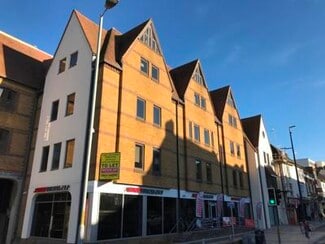 Plus de détails pour 40-46 High St, Maidstone - Bureau à louer