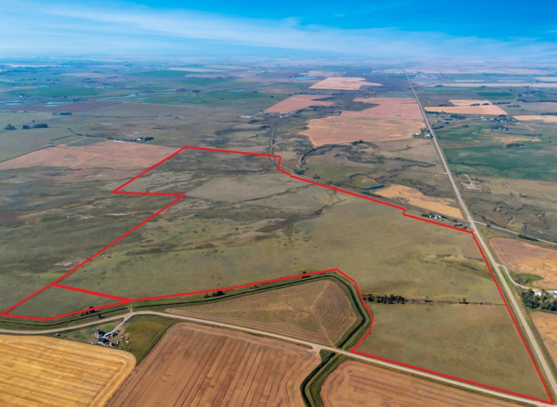 Highway 564, Strathmore, AB à vendre - Aérien - Image 1 de 1
