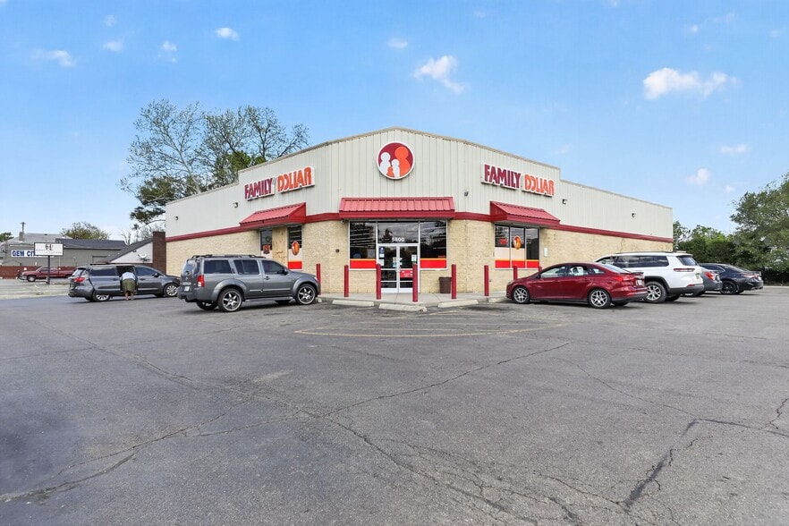 5800 N Main St, Dayton, OH for sale - Building Photo - Image 2 of 6