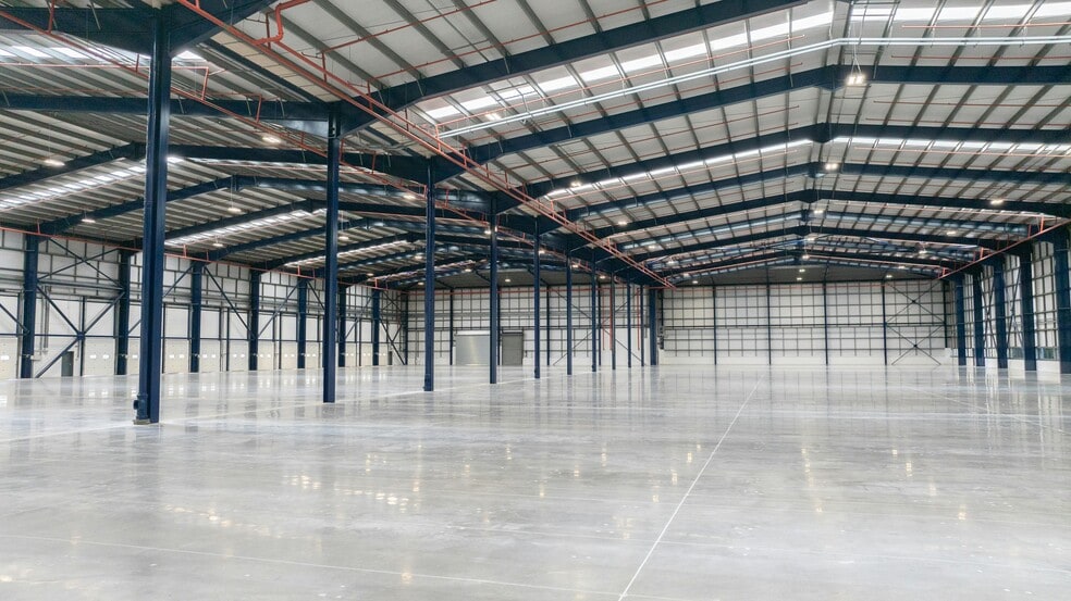 Osier Dr, Nottingham for lease - Building Photo - Image 2 of 5