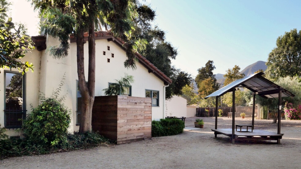 306 E Matilija St, Ojai, CA for sale - Building Photo - Image 3 of 5