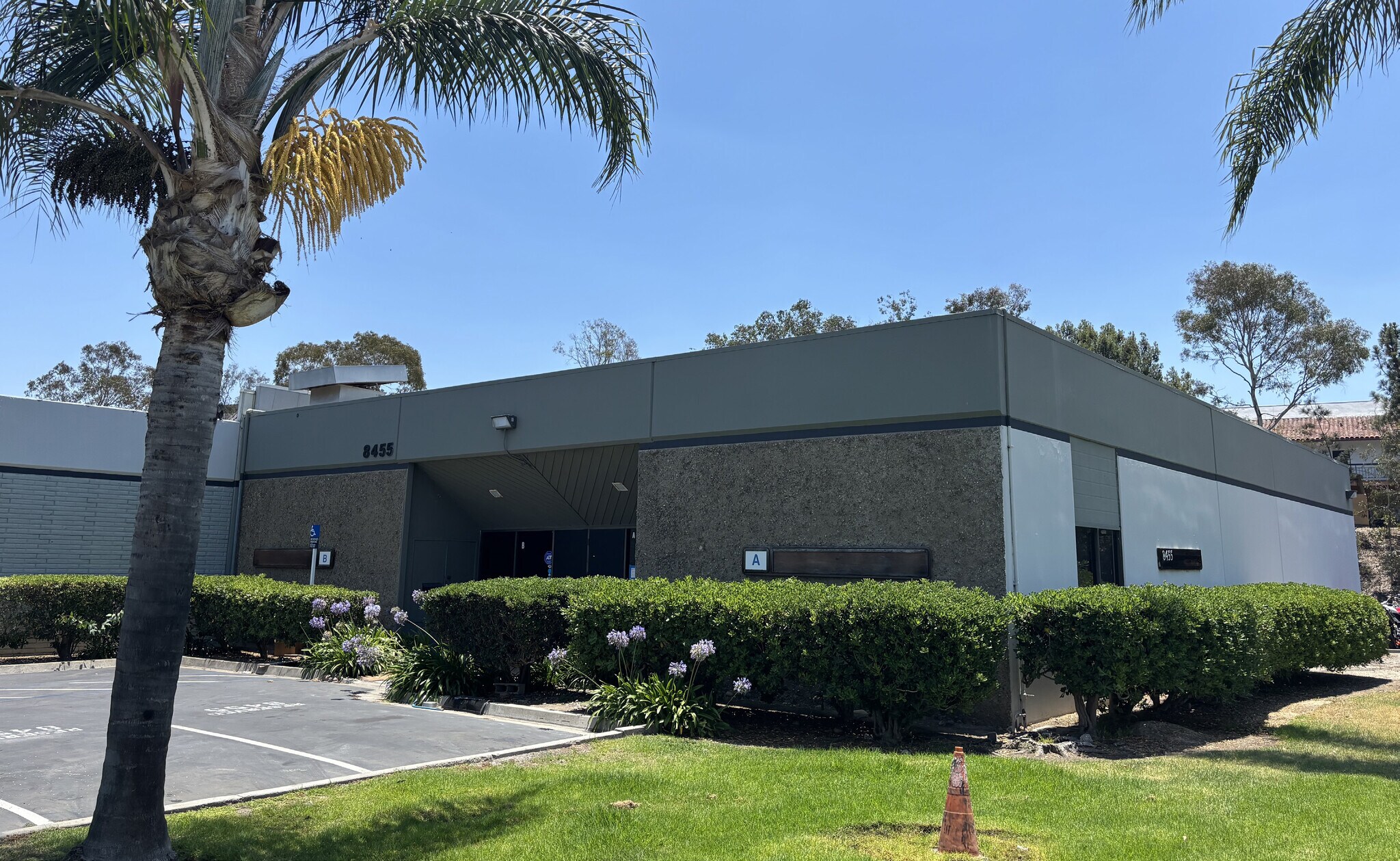 8455 Commerce Ave, San Diego, CA for lease Building Photo- Image 1 of 1