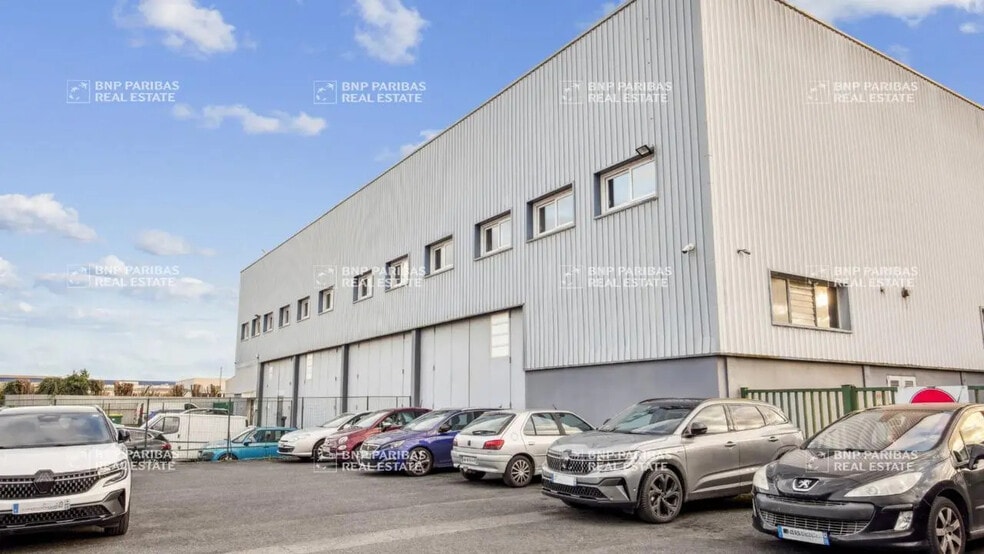 Flex in Brétigny-sur-Orge for lease - Building Photo - Image 2 of 14