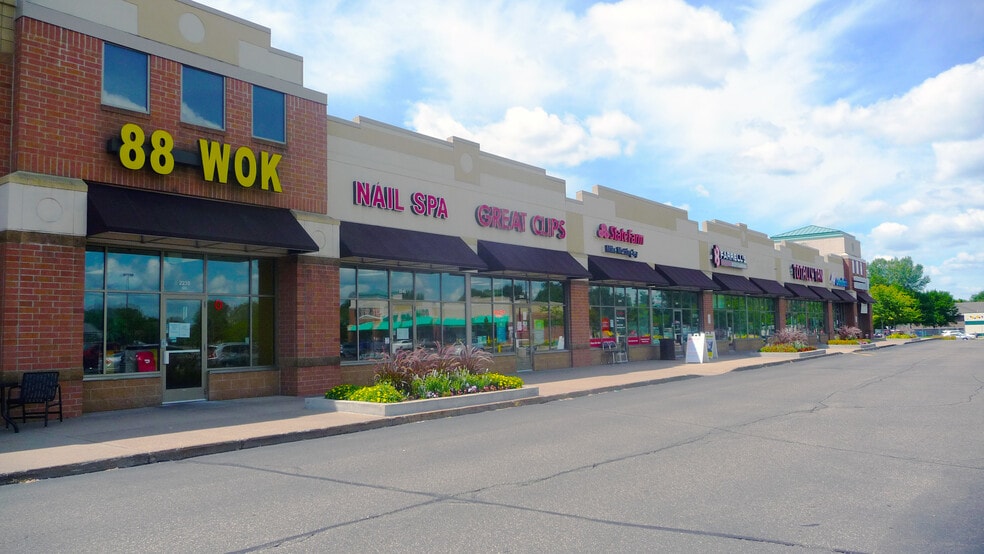 2218-2279 NW Bunker Lake Blvd, Andover, MN for lease - Building Photo - Image 3 of 4