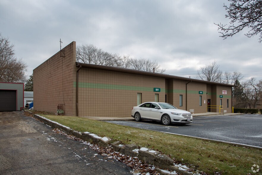 877-881 Home Ave, Akron, OH à louer - Photo du bâtiment - Image 2 de 2