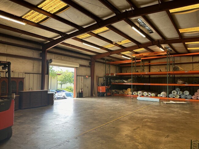 Plus de détails pour 4794 Woodlane Cir, Tallahassee, FL - Industriel à louer
