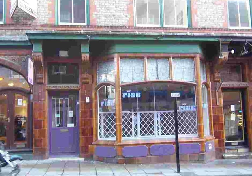 1A-5 Crown St, Darlington for lease - Building Photo - Image 2 of 3