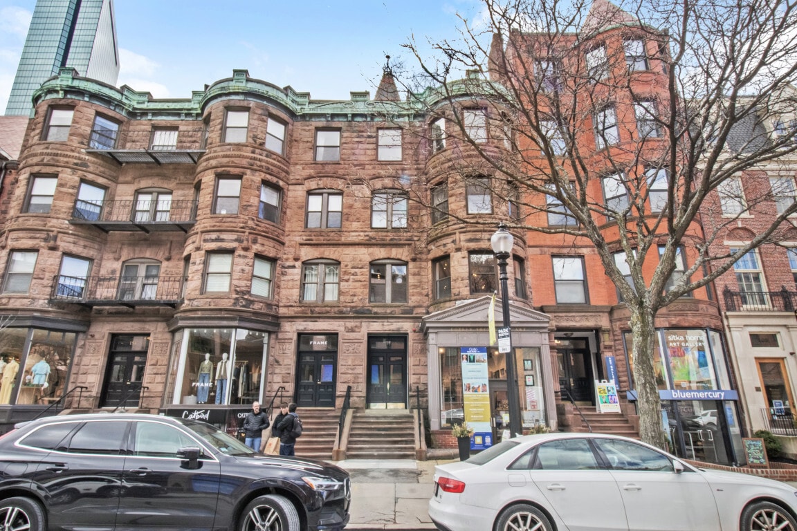 158 Newbury St, Boston, MA for lease Interior Photo- Image 1 of 10