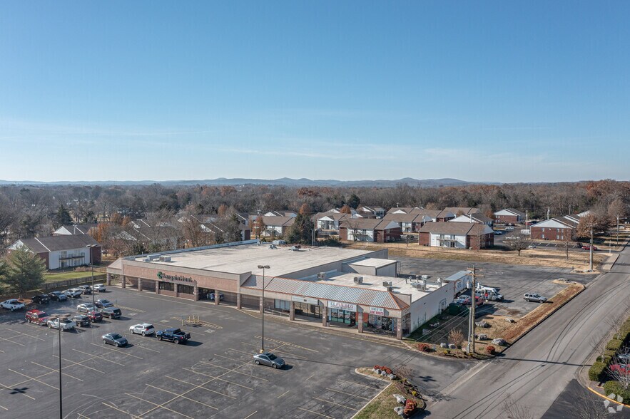 210-250 Country Village Dr, Smyrna, TN à vendre - Photo du bâtiment - Image 2 de 5