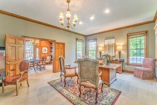 Plus de détails pour 417 Court St, Calhoun, GA - Bureau à vendre