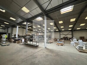 Flex in Civrieux-d'Azergues for sale Interior Photo- Image 1 of 8