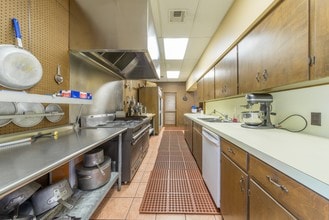 600 S Main St, Baytown, TX for lease Interior Photo- Image 2 of 18