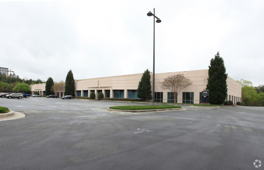 2435 Commerce Ave, Duluth, GA for lease - Primary Photo - Image 3 of 25