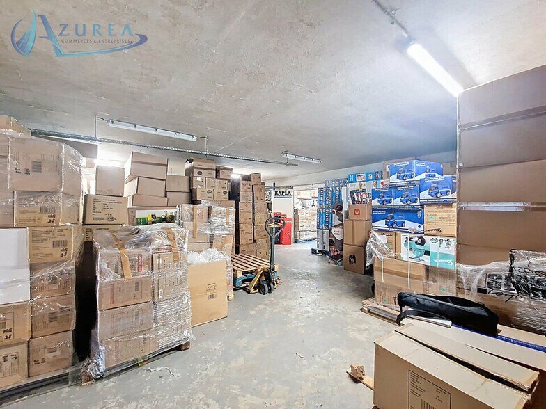Industrial in Antibes for sale - Interior Photo - Image 2 of 4