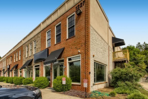 1227 Lakeview Dr, Franklin, TN à louer - Photo du bâtiment - Image 1 de 14