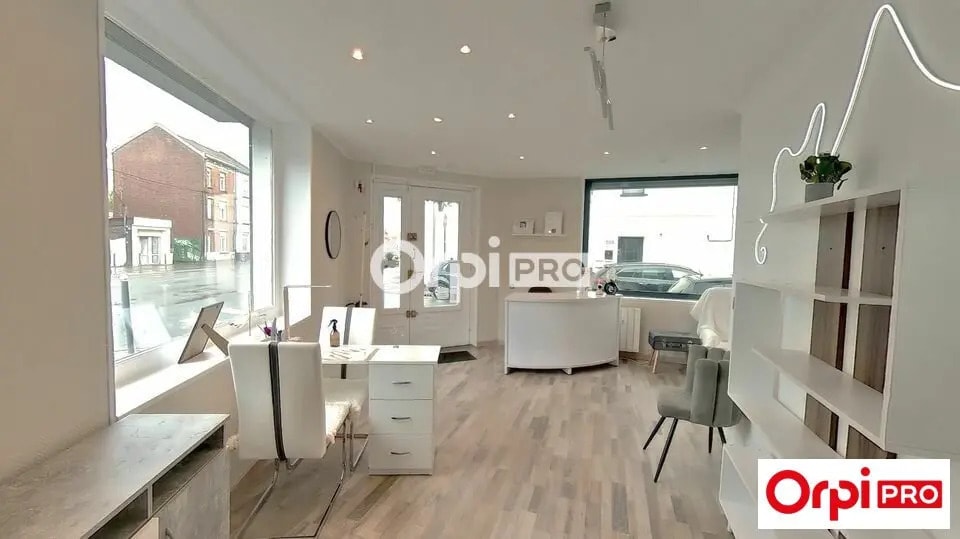 Retail in Lille for lease Interior Photo- Image 1 of 5