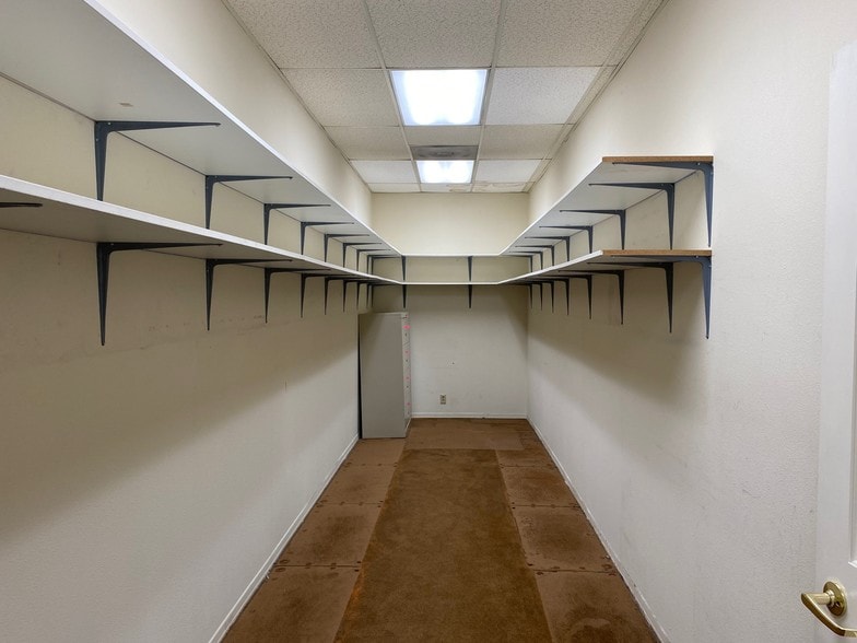 6261 Van Nuys Blvd, Van Nuys, CA for lease - Interior Photo - Image 3 of 7