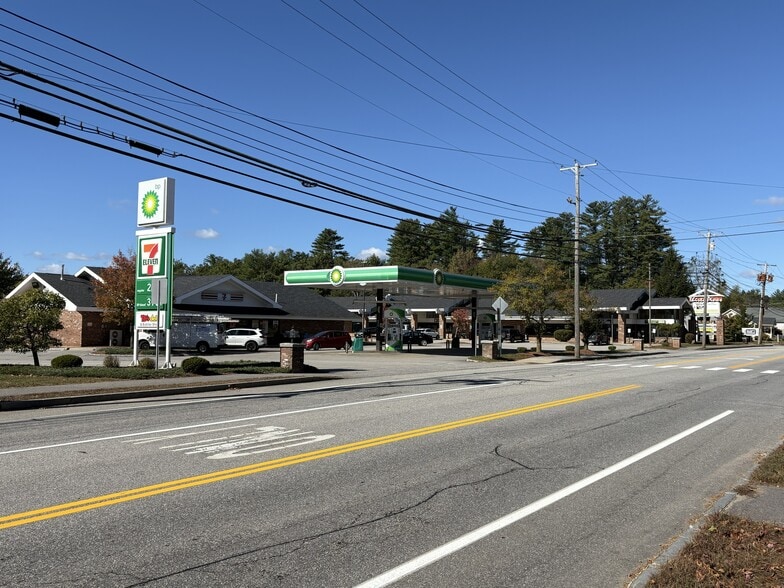 9-15 Village St, Concord, NH for sale - Primary Photo - Image 1 of 29