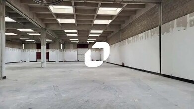 Bureau dans Rungis à louer Photo intérieure- Image 2 de 14