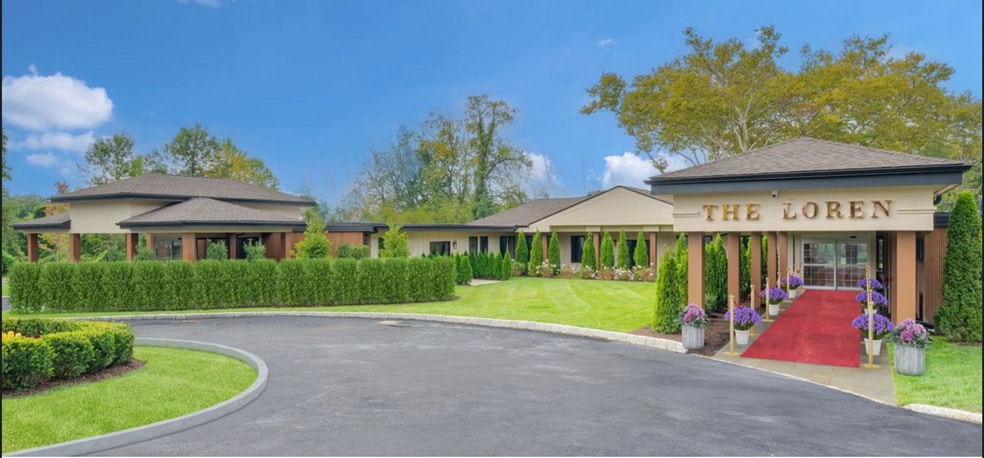 The Loren Group of Greenwich, Ct portfolio of 3 properties for sale on LoopNet.ca - Building Photo - Image 2 of 3