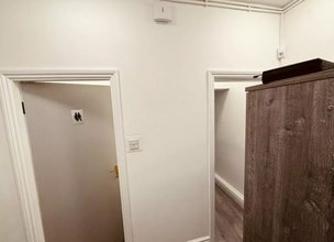 89 Liverpool Rd, Manchester for lease Interior Photo- Image 1 of 3