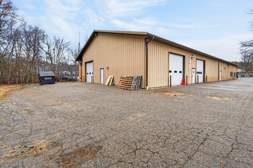 113 Lafayette Rd, Hampton Falls, NH à louer - Photo du bâtiment - Image 3 de 34