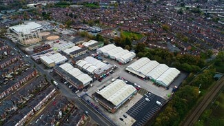 Plus de détails pour Longford Trading Estate, Manchester - Industriel à louer