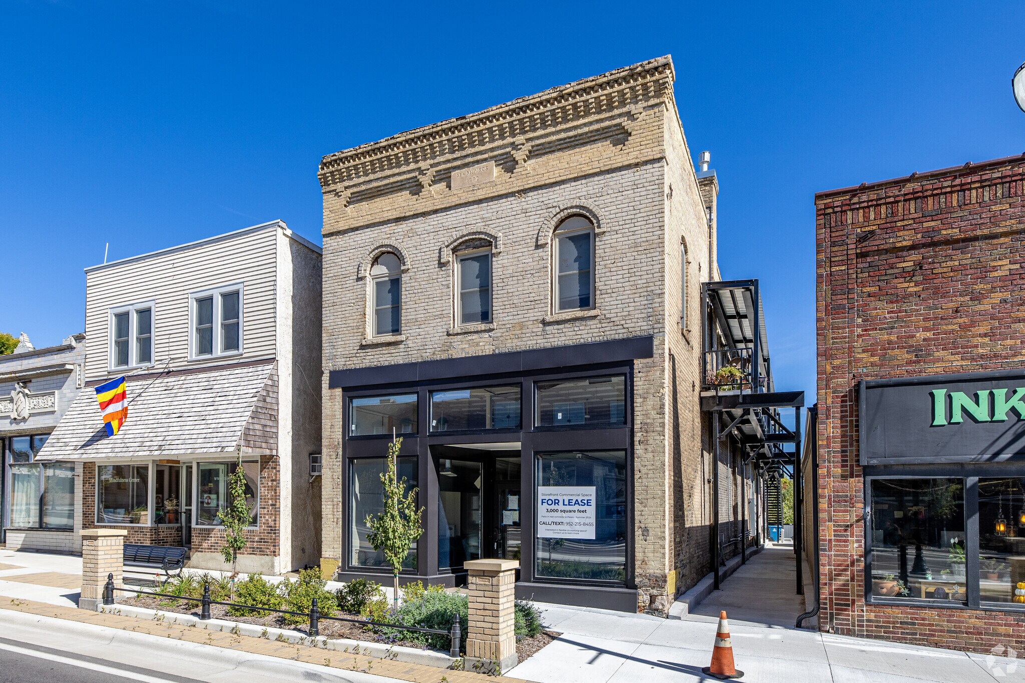 210 N Chestnut St N, Chaska, MN for lease Primary Photo- Image 1 of 5