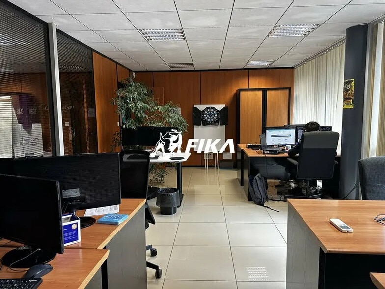 Bureau dans Saint-Jean à louer - Photo intérieure - Image 2 de 25