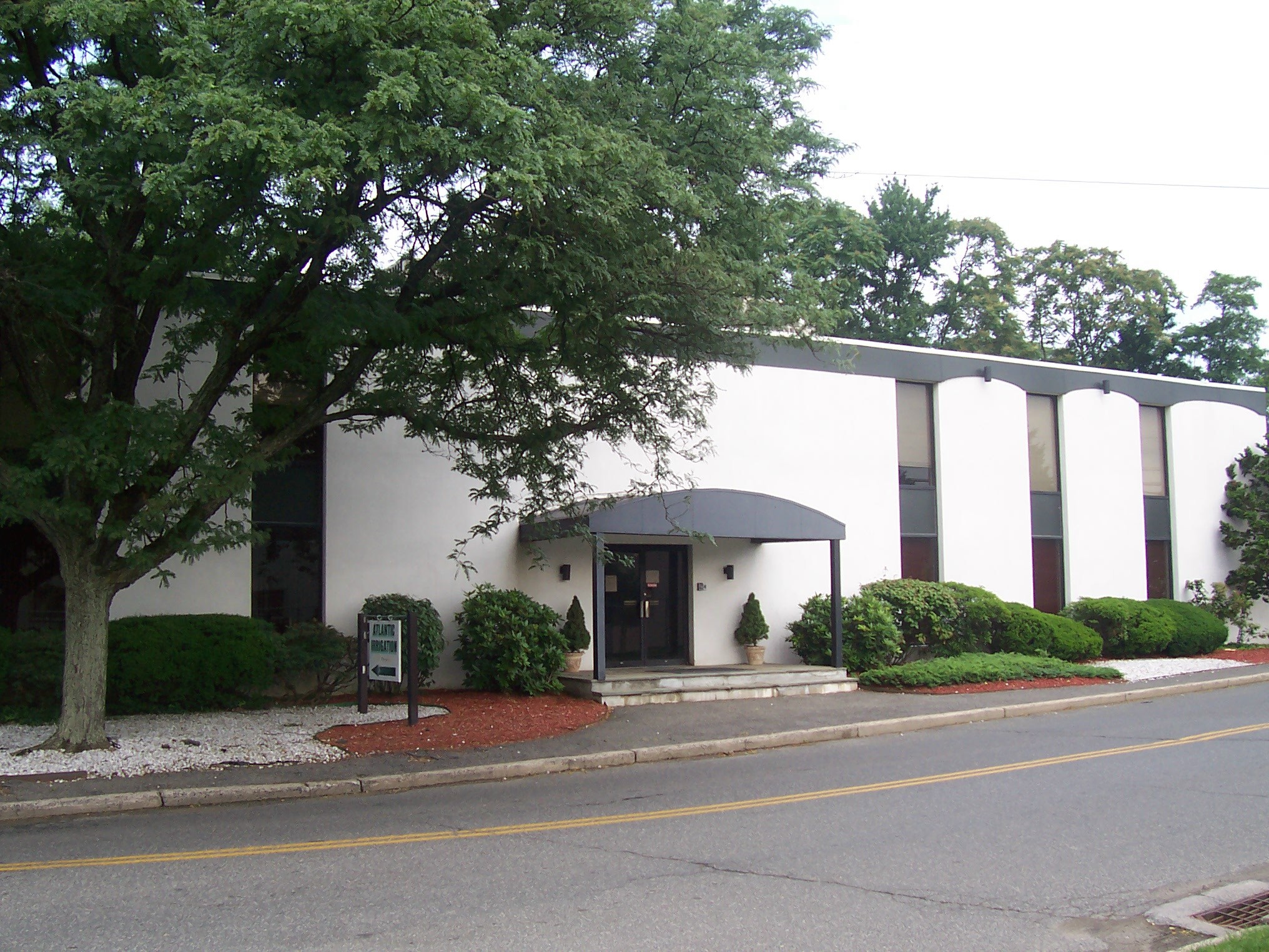 9 Viaduct Rd, Stamford, CT for lease Primary Photo- Image 1 of 7