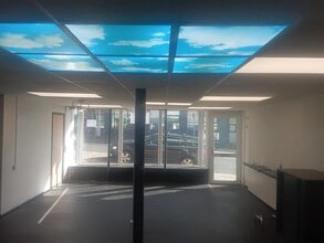 186 Albert Rd, Plymouth for lease Interior Photo- Image 1 of 4