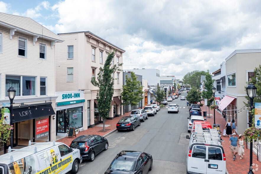 27 Main St, Westport, CT for lease - Building Photo - Image 3 of 6