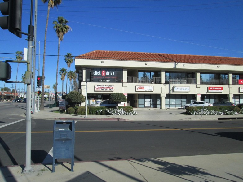 22156 Sherman Way, Canoga Park, CA for lease - Building Photo - Image 3 of 13