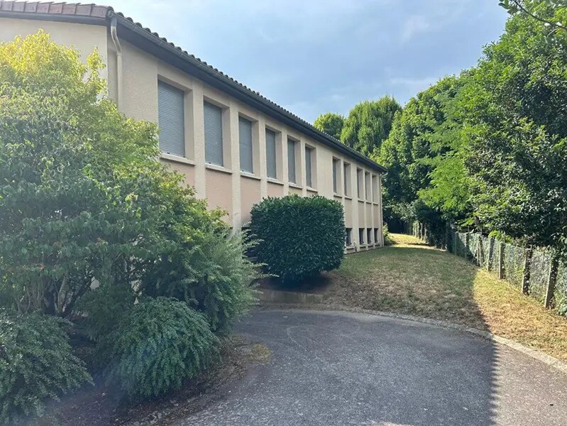 Office in Limoges for sale Building Photo- Image 1 of 9