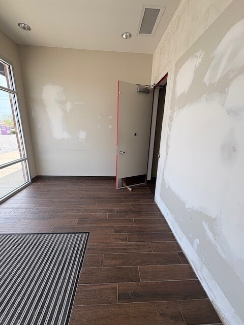 5650 Belleville Crossing St, Belleville, IL for lease Building Photo- Image 1 of 3