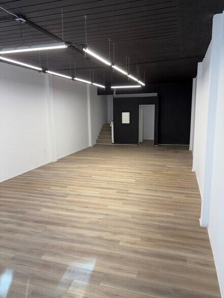 201 N Miami Ave, Miami, FL à louer - Photo du bâtiment - Image 3 de 11