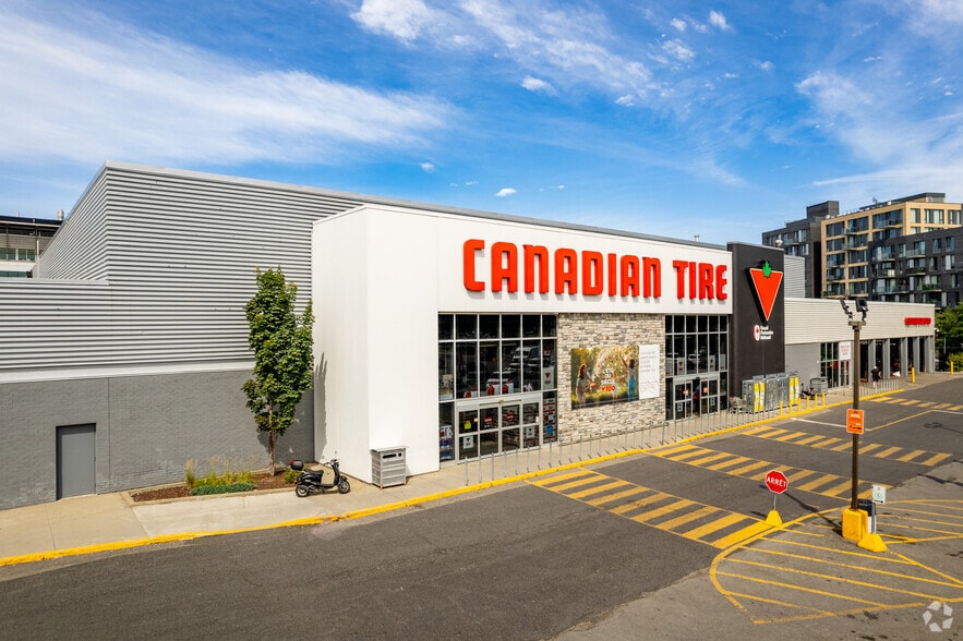 2925-3025 Rue Sherbrooke E, Montréal, QC for lease - Primary Photo - Image 1 of 5