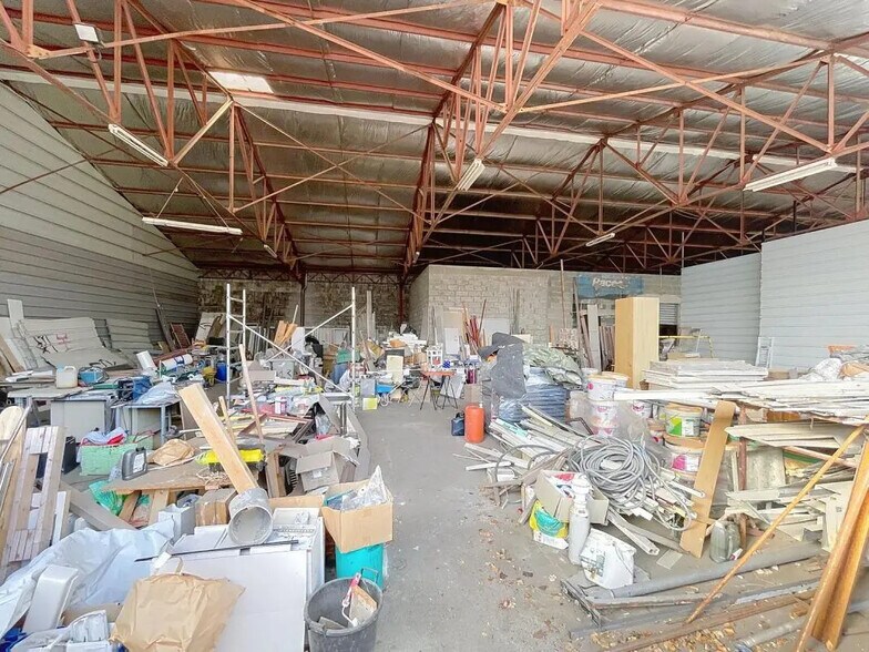 Flex dans Saint-Priest à louer - Photo intérieure - Image 2 de 3