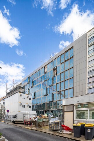 More details for 42 Rue Rouget De Lisle, Suresnes - Office for Lease