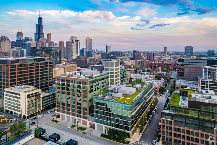 1000 W Fulton Market, Chicago, IL for lease - Aerial - Image 2 of 5