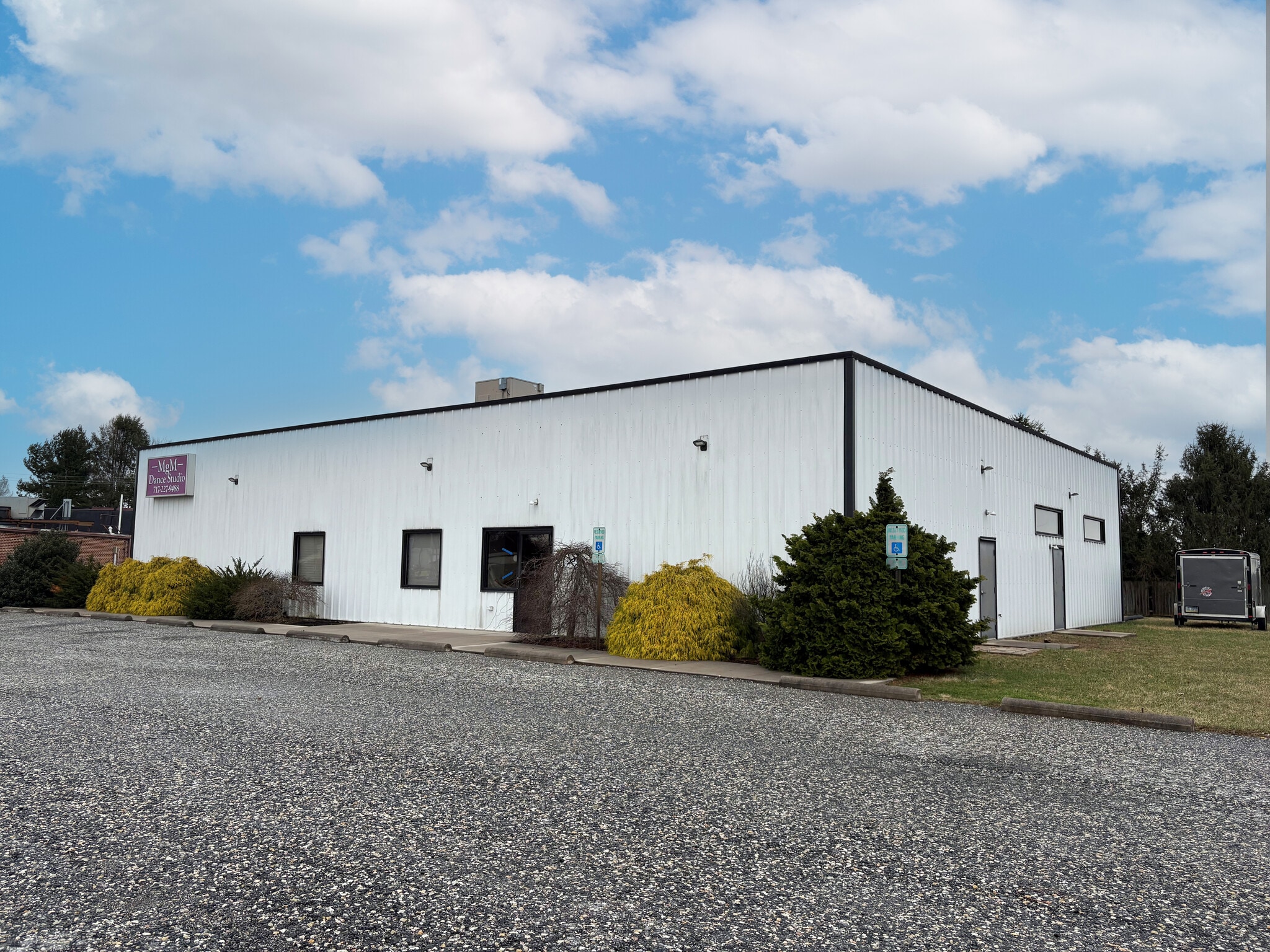 241 N Main St, Shrewsbury, PA for sale Primary Photo- Image 1 of 5