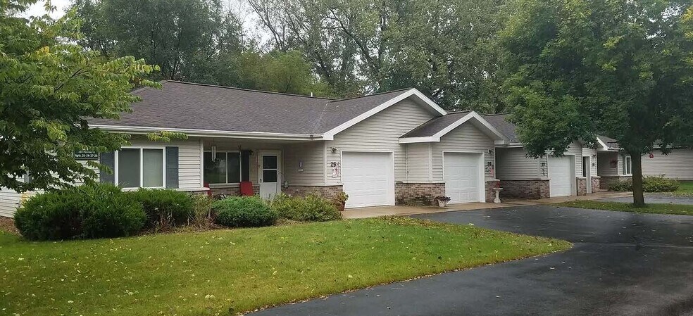 4300 Fireclay Ct, La Crosse, WI à vendre - Photo du bâtiment - Image 2 de 3