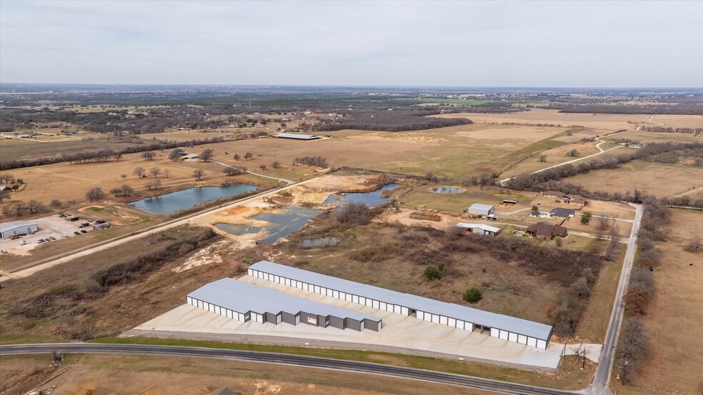 3400 X A Meyer Ct, Granbury, TX à vendre - Photo du bâtiment - Image 2 de 13