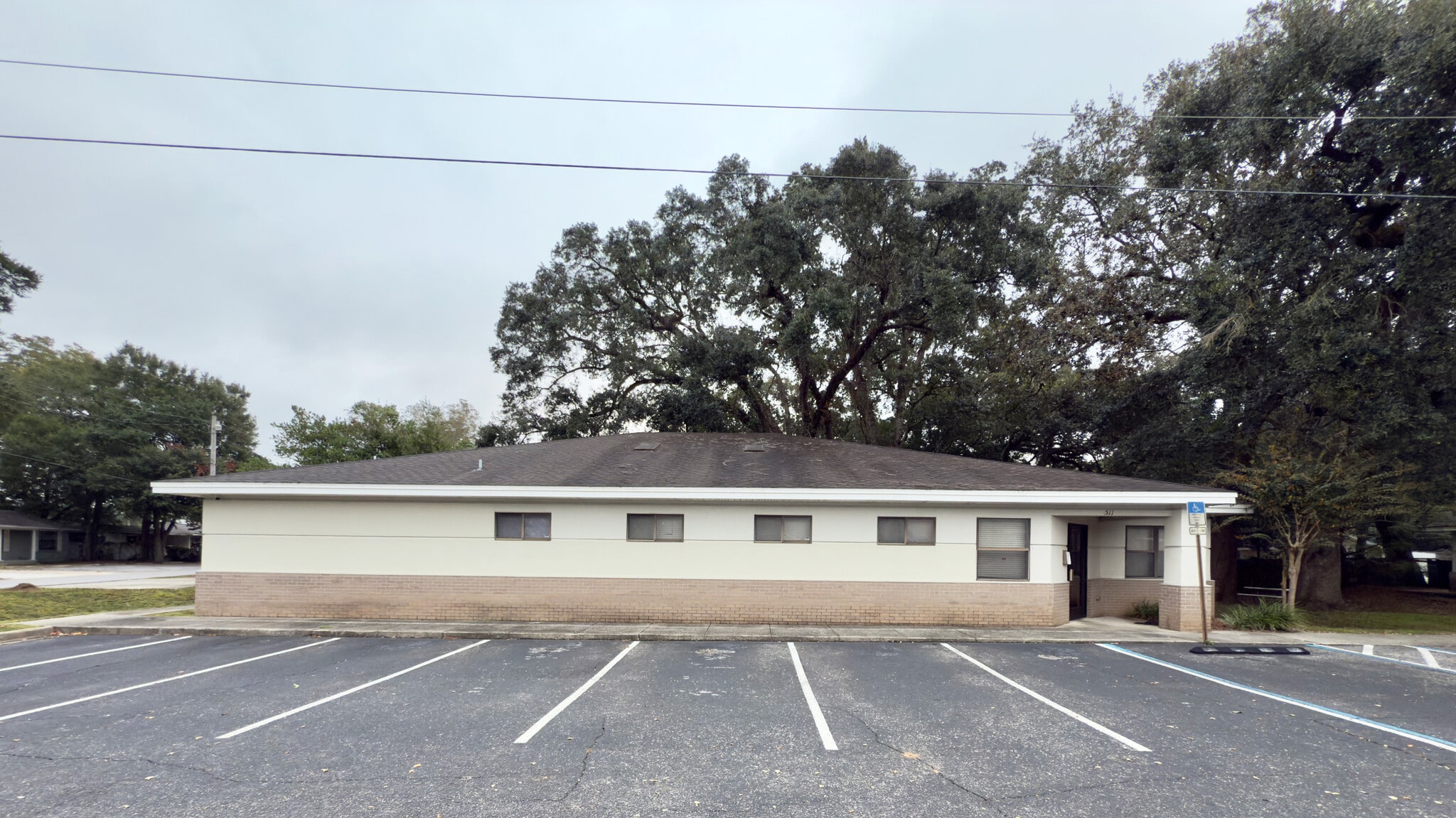 511 Phyllis St, Pensacola, FL for lease Primary Photo- Image 1 of 25