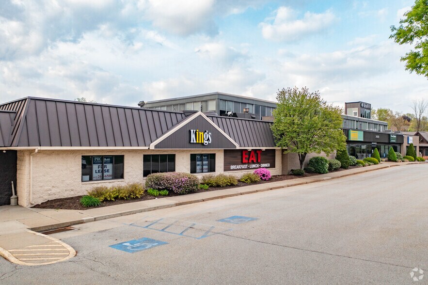 2400 Leechburg Rd, New Kensington, PA à louer - Photo du bâtiment - Image 2 de 4