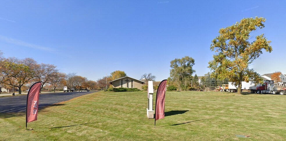 500 Church Rd, Elgin, IL à louer - Photo du bâtiment - Image 2 de 3