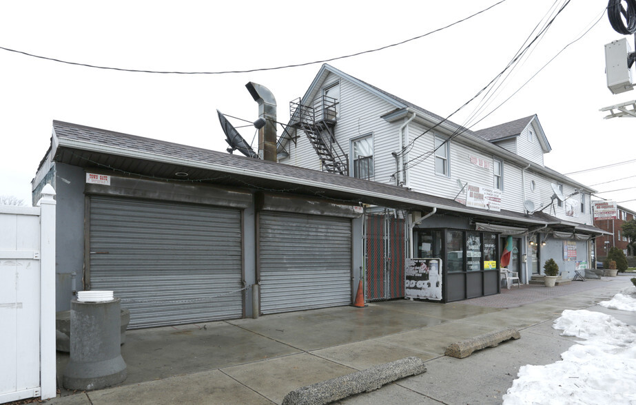 600 Jackson Ave, Elizabeth, NJ à vendre - Photo principale - Image 1 de 1